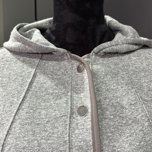 UpWest Snap Front crop hoodie,wide arm, knit cuffs,pockets,fleece like lining - Picture 8 of 13